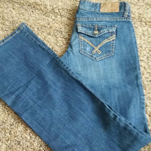 Jeans - Picture 2 of 2